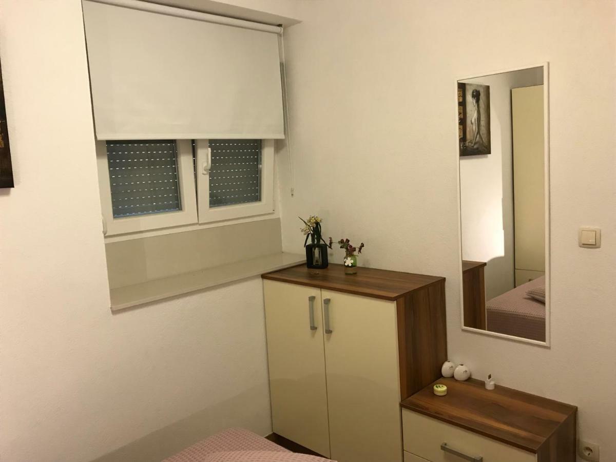 Apartman Dvor Makarska Bagian luar foto